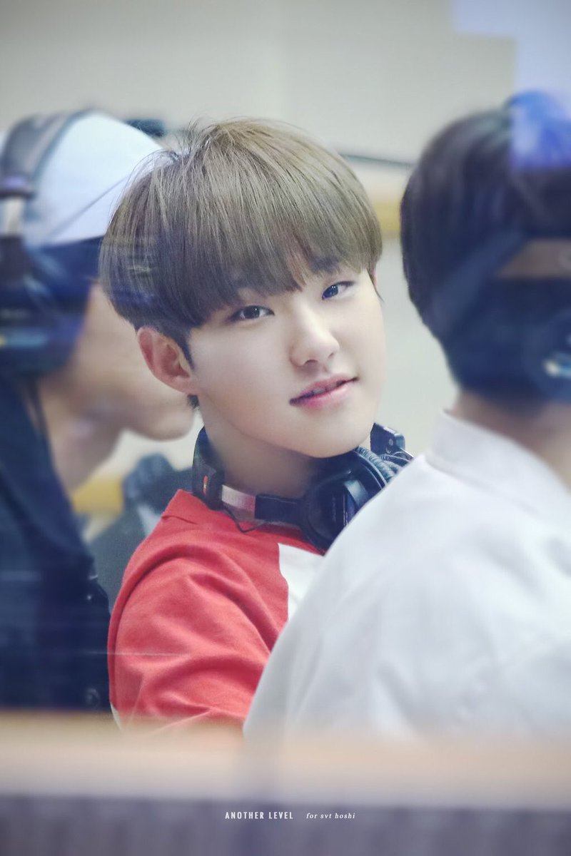 seventeen_2AM's tweet photo. 순수한 너의 눈에 빠져
영원을 약속해버렸다

@pledis_17 https://t.co/wyUqXQxYRC