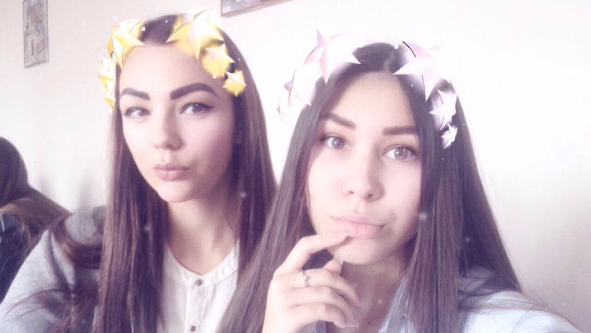 d_milenaaa's tweet photo. 👯💗 https://t.co/OBwiMuZNof