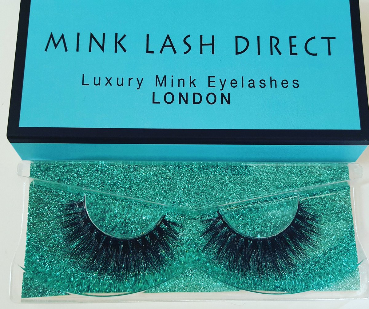 "BELLATRIX" lash now sold out.. Restock will be in 10 days time.. minklashdirect.com #mua#lashes#lashesonfleek #browsonfleek #fleek #