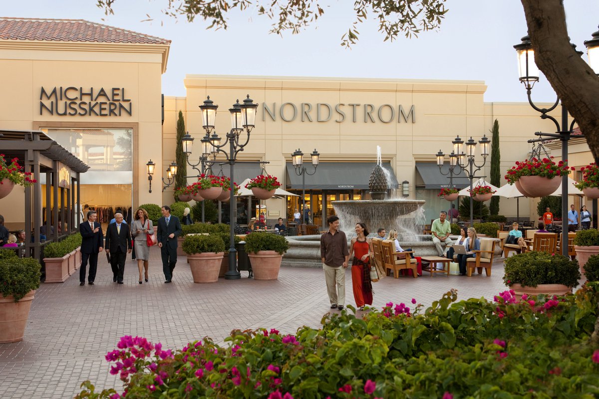 AviarepsME's tweet photo. As #OrangeCounty's premier coastal shopping experience, #FashionIsland features specialty boutiques and world-class department stores. https://t.co/Sja328twHo