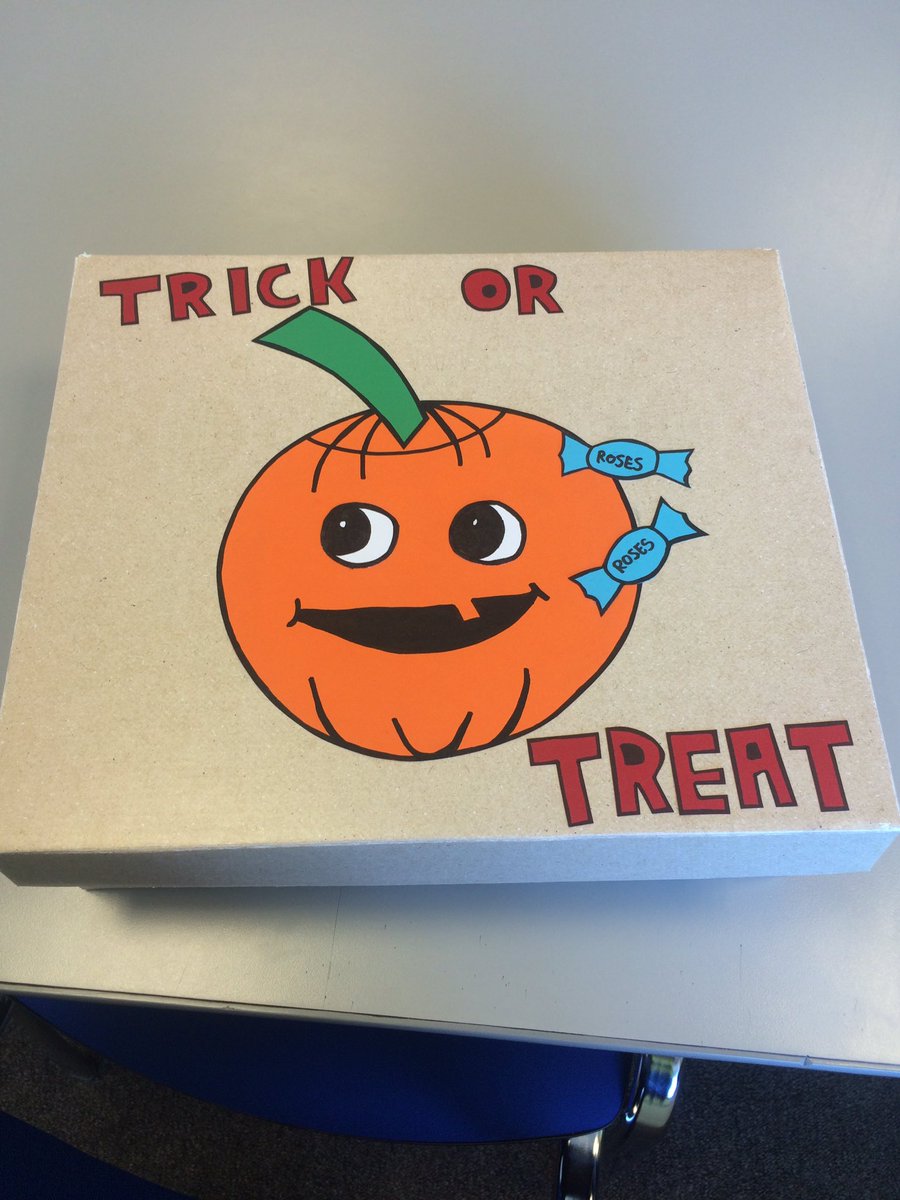 3220cslas's tweet photo. Our Halloween surprise and delightnidea for our customers! Trick or treat...what will you pick??? https://t.co/HKG1vakErl