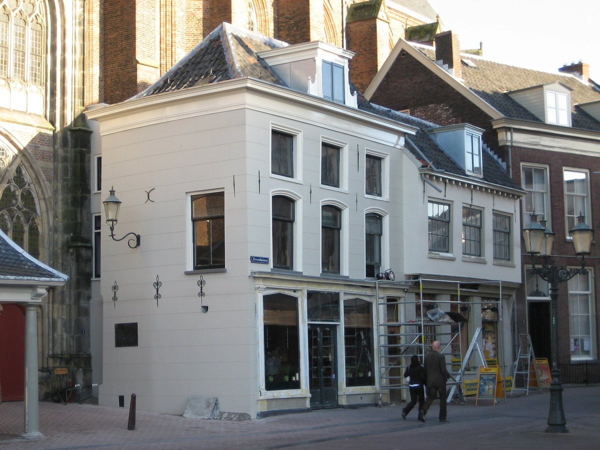 Teken ook de petitie tegen de bezuinigingen op ons erfgoed! bit.ly/2d5AGqj  #FiscaleAftrek #rijksmonument