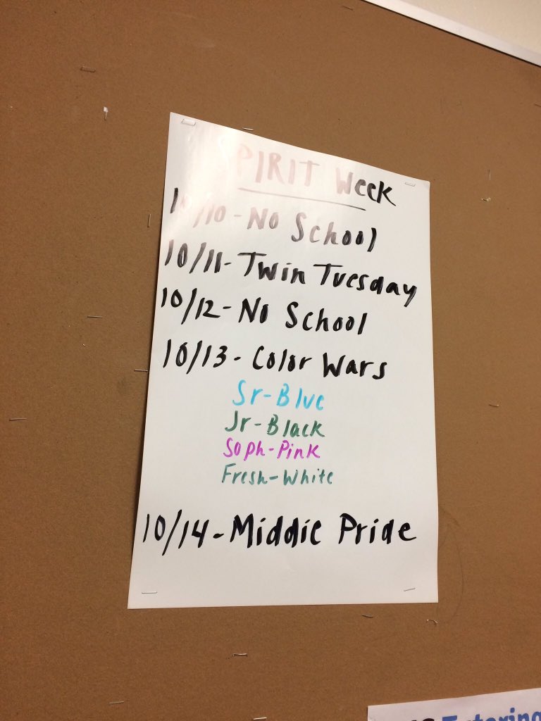 Homecoming spirit week! 💙🎉