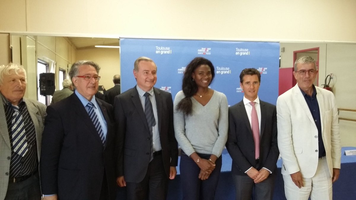 HURTIS1's tweet photo. Le 23 octobre  à Toulouse sera le premier marathon d'envergure repris et organisé par la @FFAthletisme . #ConferenceDePresse #running https://t.co/ByJfNZPpYz