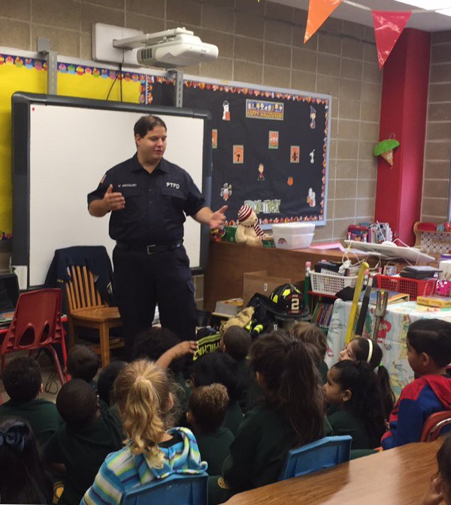 MsTricsClass's tweet photo. Finishing our fire safety week with a visit from Firefighter Mike! #MsTricsClass #firesafety @SHGSYonkers https://t.co/1RDHIBmeQ9