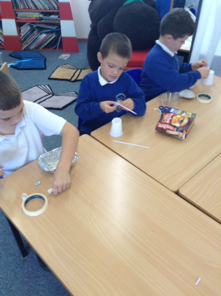 Year2CLS_CE's tweet photo. Which material will make the best boat? https://t.co/g9I27NKYS5