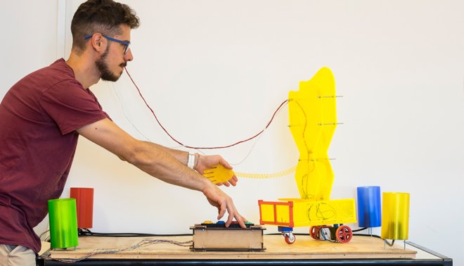skuolanet's tweet photo. https://t.co/OxBX6tYEDP per @eni - Cos'è l'IoT e perchè conoscerlo ti salverà la vita https://t.co/24k0gU3c1U #innovation4energy #TheBigHack https://t.co/1yg0GiLzG1