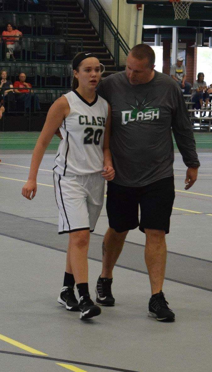 TMuselin's tweet image. Happy Sweet 16 @piper_adkins77 !!!!  Hope  your day is great!  #wegeteachother #clashfamily
