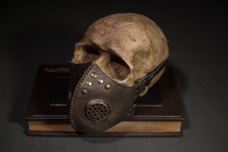 Hatmaker_RU's tweet photo. Cyber Goth Mask Post Apocalyptic Leather Mask CyberGoth Ma… https://t.co/oTEjYtmQce #Craftshout #PostapocalypticMask https://t.co/Ovh1VcPh8g