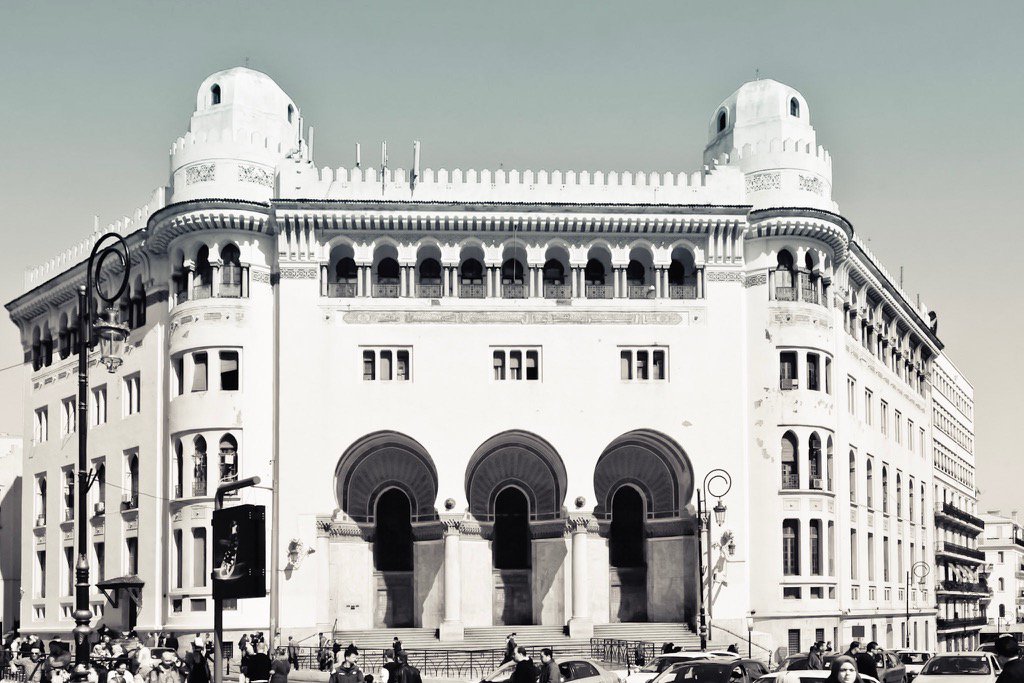 AnitaHammadache's tweet photo. #lagrandeposte #algiers  you can never be tired of beautiful buildings https://t.co/0nZOxEAUbx