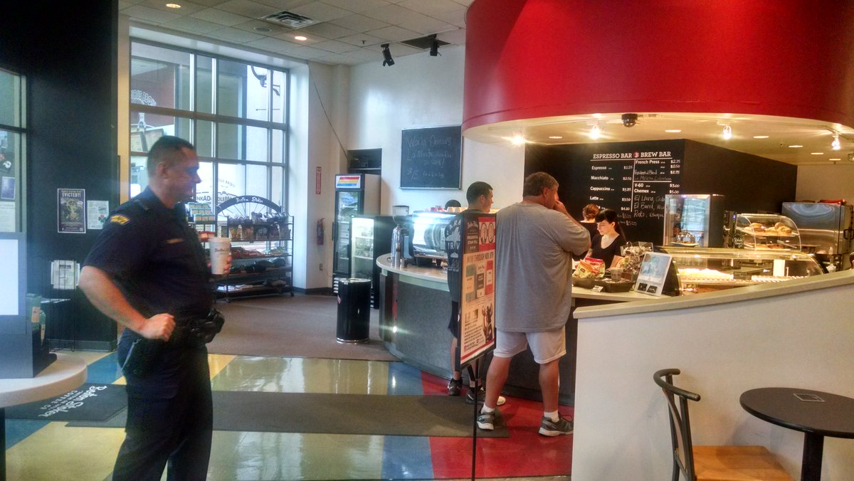 DaytonPolice's tweet photo. #WalkWithaCop kicking off at #BostonStoker...join us here or at our next stop #Thirdperk at 10am. https://t.co/u484Qd45pm