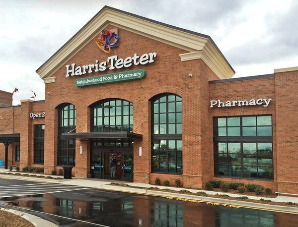 MasonDixieFoods's tweet photo. BIG NEWS! Find ur favorite #MasonDixieDC biscuits at a local @HarrisTeeter starting this month! Grocery shopping just got so much better 💁🏻 https://t.co/iewmBfnBWO