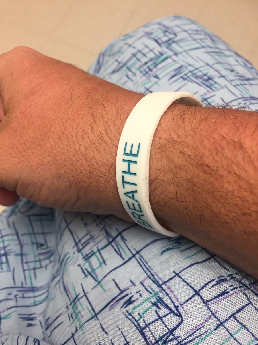 brianhornback's tweet photo. Even the doctors office garb matches @PFFORG band #BlueUpForPF https://t.co/YeLI5zmSnb