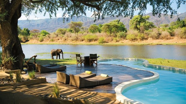 ViewspotApp's tweet photo. Chongwe River House | Chiawa Conservancy, Zambia (Courtesy of Chongwe River House)
#chongweriverhouse #zambia #travel #views #viewspotapp https://t.co/Xn4FLQNLFl
