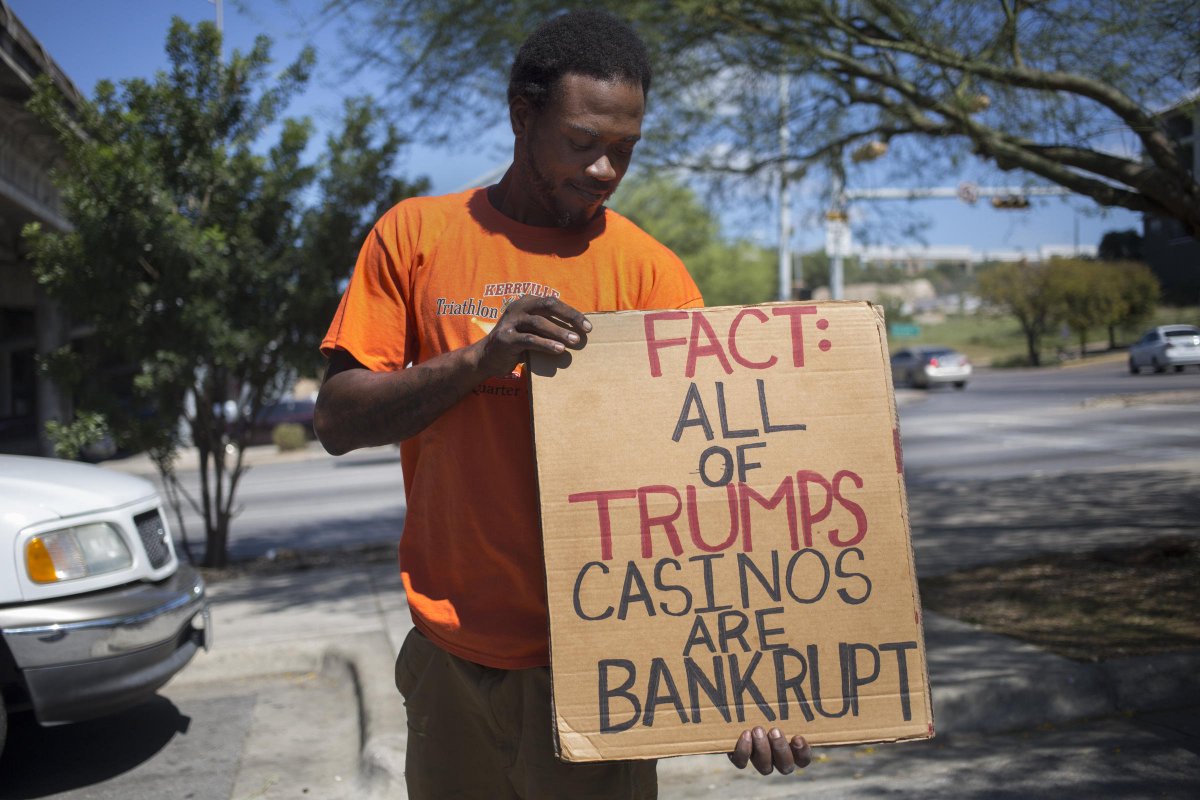 HPMpolitics's tweet image. What it’s like to vote if you don’t have an address bit.ly/2d5OeBY #Election2016 via @KUT