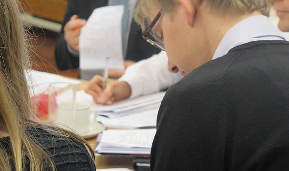 "Mae agor pwyllgorau i fyny yn gam ymlaen i ddemocratiaeth gryfach yng Nghymru." Blog gwadd <a href="/andy_williamson/">Dr Andy Williamson FRSA 🇳🇿🏴󠁧󠁢󠁳󠁣󠁴󠁿</a> ow.ly/YU3U304UYxV