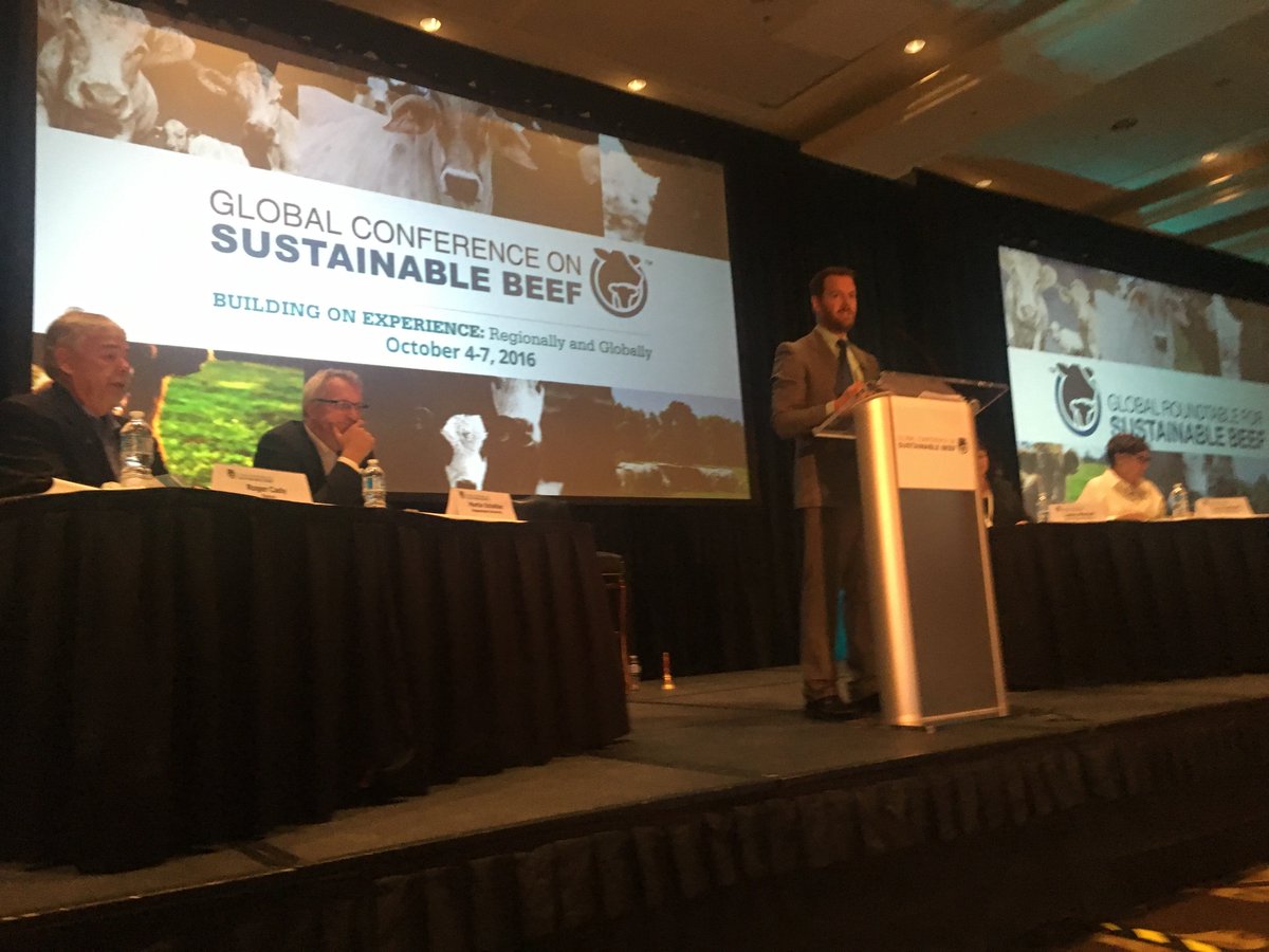 Mr. Ian McConnel, Global Commodity Lead-Beef, <a href="/World_Wildlife/">World Wildlife Fund</a> opening a debate!  #GCSbeef16 #beef