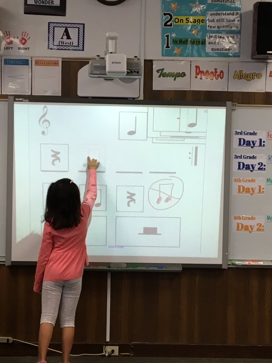 afranz103's tweet photo. Creating rhythms!
#engage103 #funkymusicrhythms https://t.co/UapLrHgPCZ