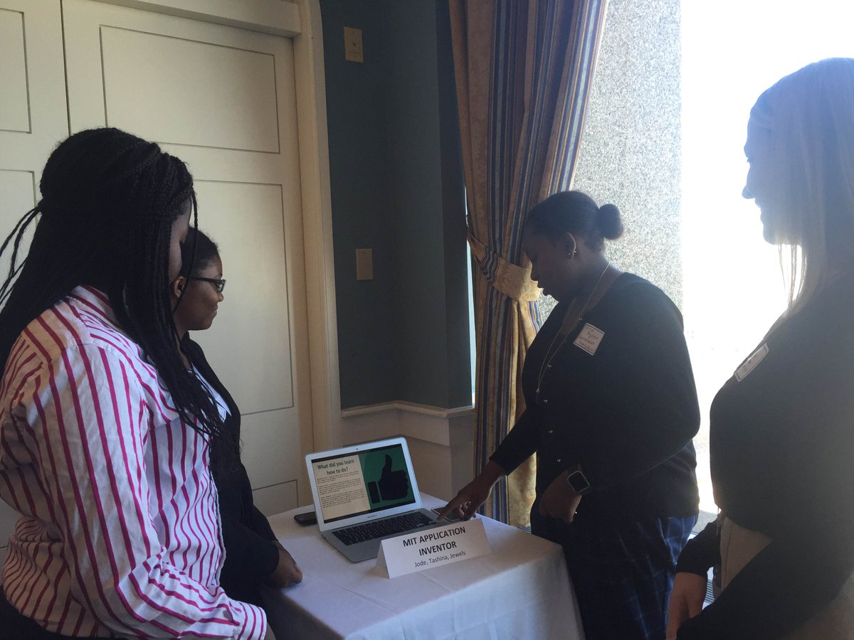 jfftweets's tweet photo. Students in pilot #IT program at Charlestown High School create robots, computer apps, and more! #SAPIdeasForum #careerpathways https://t.co/V49byVMi4m