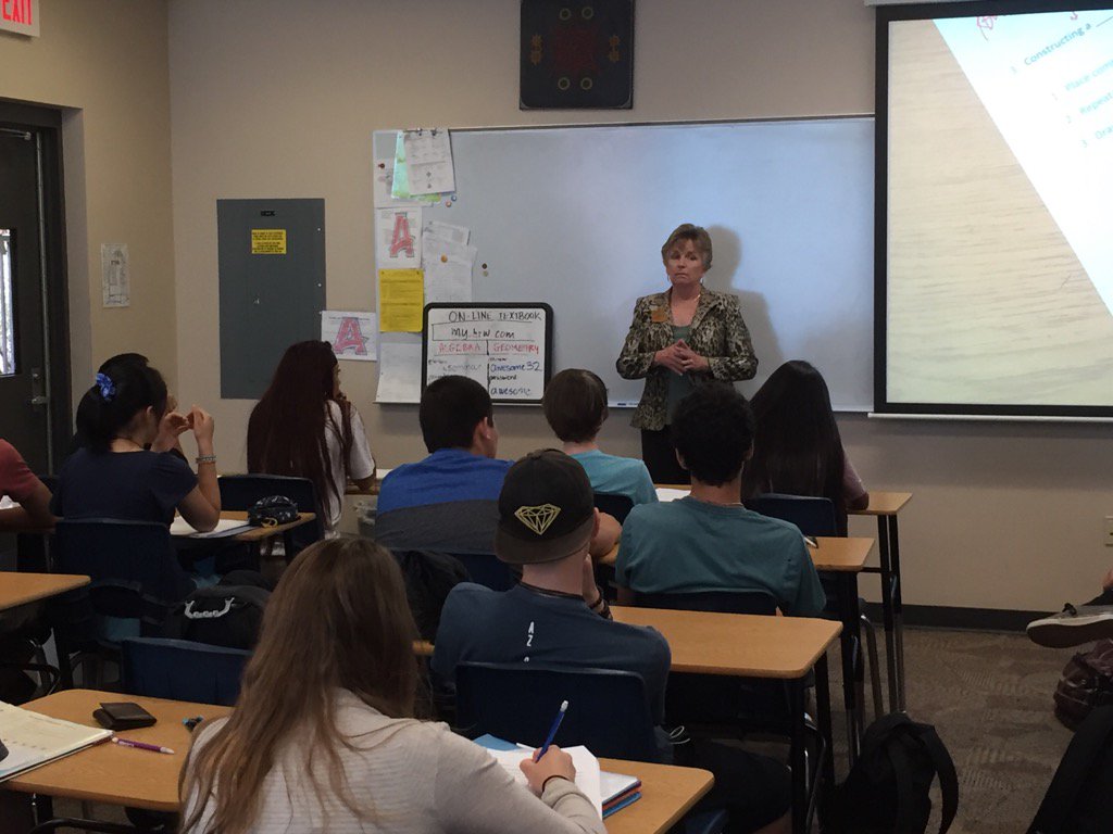 Ronyassali's tweet photo. #TYLTSAZ visit with @KateMcGeeAZ Great experience for everyone. Lots to celebrate at @ArcadiaSUSD @azedfoundation https://t.co/6edvmGVryy