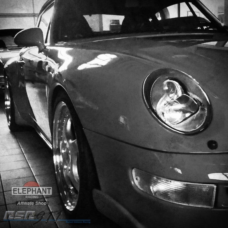 ElephantRacing's tweet photo. Italy | Affiliate shop #Rsr911 stepping their #993 game up! https://t.co/z1iJymuJdZ #Porsche #Porsche911 #Porsche993 #ClassicPorsche https://t.co/cRxyxfbORx