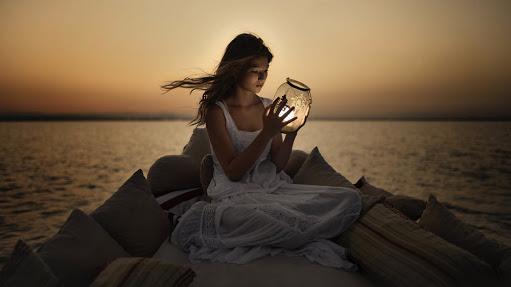 Veenu_ub's tweet photo. Waiting
Wid
Love
Light
In d
Heart
Engulfed
In Sweet
Magical
Memories
On d
Symphony
Of
Soul
Sore
#Lovepoems
#micropoetry 
#POMwords 
#love https://t.co/4JwD1wQkTm