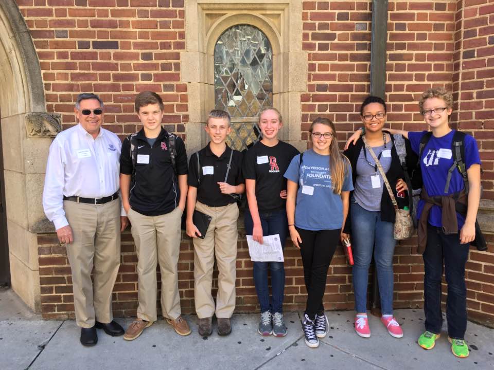 MicheleNiec's tweet photo. Celebrating #LatinDay @UTKnoxville. #BeBuildBecome #privateschool #Nashville #DAPride https://t.co/JTEtsjhPzU