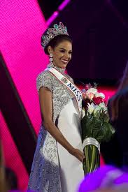 fabi_ladi's tweet photo. Keisy sayago miss venezuela 2016 @missmonagas https://t.co/3R7yLGaNEu