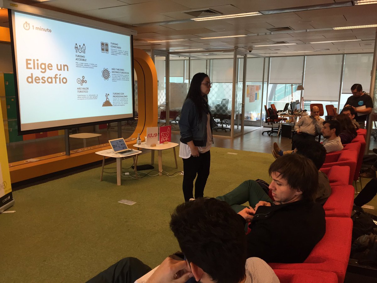 romanyosif's tweet photo. Excelente recepción de #AULAB Turismo en @openlab_uchile! Vemos potenciales innovadores públicos acá motivados con trabajar con @labgobcl! https://t.co/3JVw5l6rze