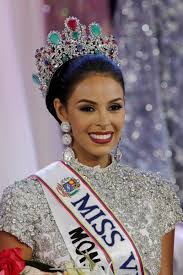 fabi_ladi's tweet photo. Miss venezuela 2016 @missmonagas https://t.co/GPsRensius