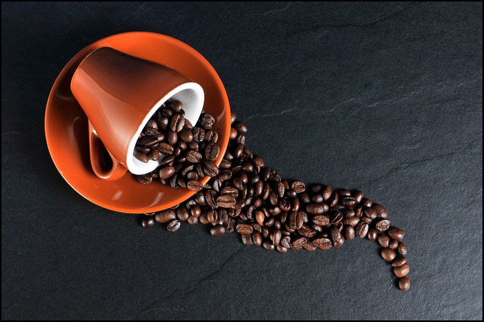 CaffeMilani's tweet photo. A cup of bitter #coffee has got only 2 kcal...Let's drink coffee!
#coffeelovers #coffeeaddict #healthylifestyle https://t.co/XYD3uQjHuM