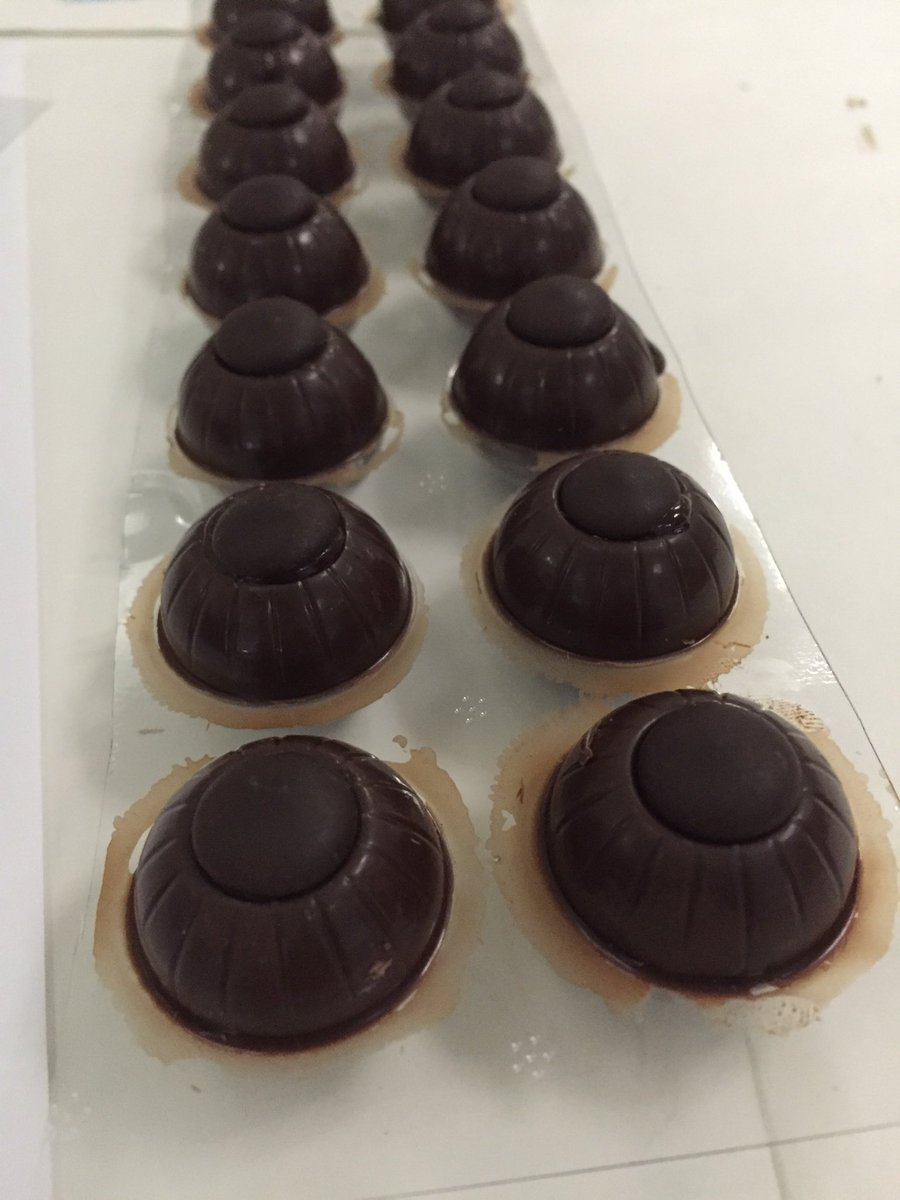 rapeli_tiia's tweet photo. Choco fun w our lovely New Siilis - these are mine :) #siilistory #chocksmanship #arcticchoc https://t.co/CfnaAHn7tX