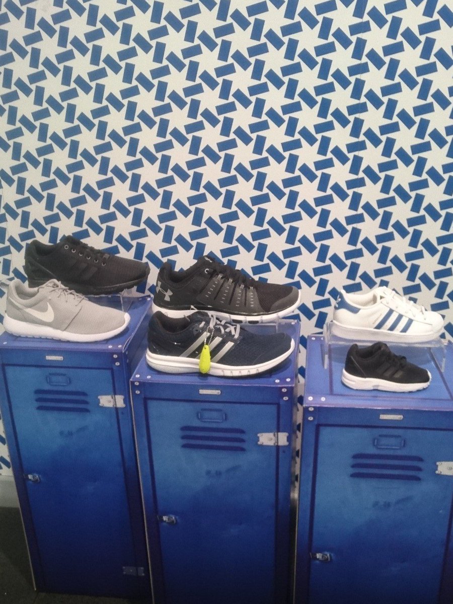 reddington5's tweet photo. Fresh product arrived @lifestylesports get your trainers to complete your unique rigout in #athlone #slick #adidasOriginals #UnderArmour https://t.co/4sE7PQKzrC