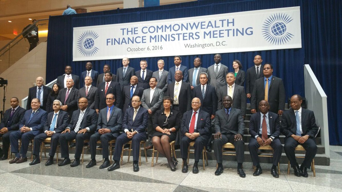 commonwealthsec's tweet photo. #Commonwealth 'family photo' - #Finance Ministers in #Washington #CFMM2016 https://t.co/JOapCpZSyW