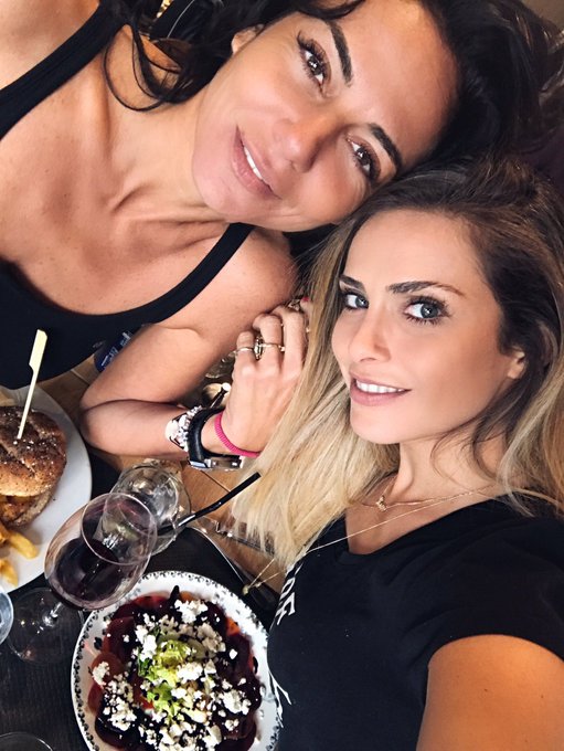 Mon amie @SandraandcoFR d&eacute;barque ce soir dans l'&eacute;quipe de @CamilleCombal @IEPQC sur @C8TV #Enjoy ! https://t<a class="tags" target="_blank" title="On Twitter" href="/?out=eyJ0eXAiOiJKV1QiLCJhbGciOiJIUzUxMiJ9.eyJpYXQiOjE3MjA5MDQ0MzIsImlzcyI6InR3cG9ybnN0YXJzLmNvbSIsIm5iZiI6MTcyMDkwNDQzMiwiZXhwIjoxNzUyNDQwNDMyLCJyZWRpcmVjdF91cmwiOiJodHRwczovL3R3aXR0ZXIuY29tL1NhbmRyYWFuZGNvRlIifQ.VorbDY4t4ZfJlnpj-Dx-1cdtkGNZIsot2zoOL6hpxx-xEiHlM9ZoDCAGqgt4RDBNaFD4qIzaRrAdyKrqIWyd6Q">@SandraandcoFR</a><a href="/tag/enjoy"class="tags"><span>#enjoy</span></a>