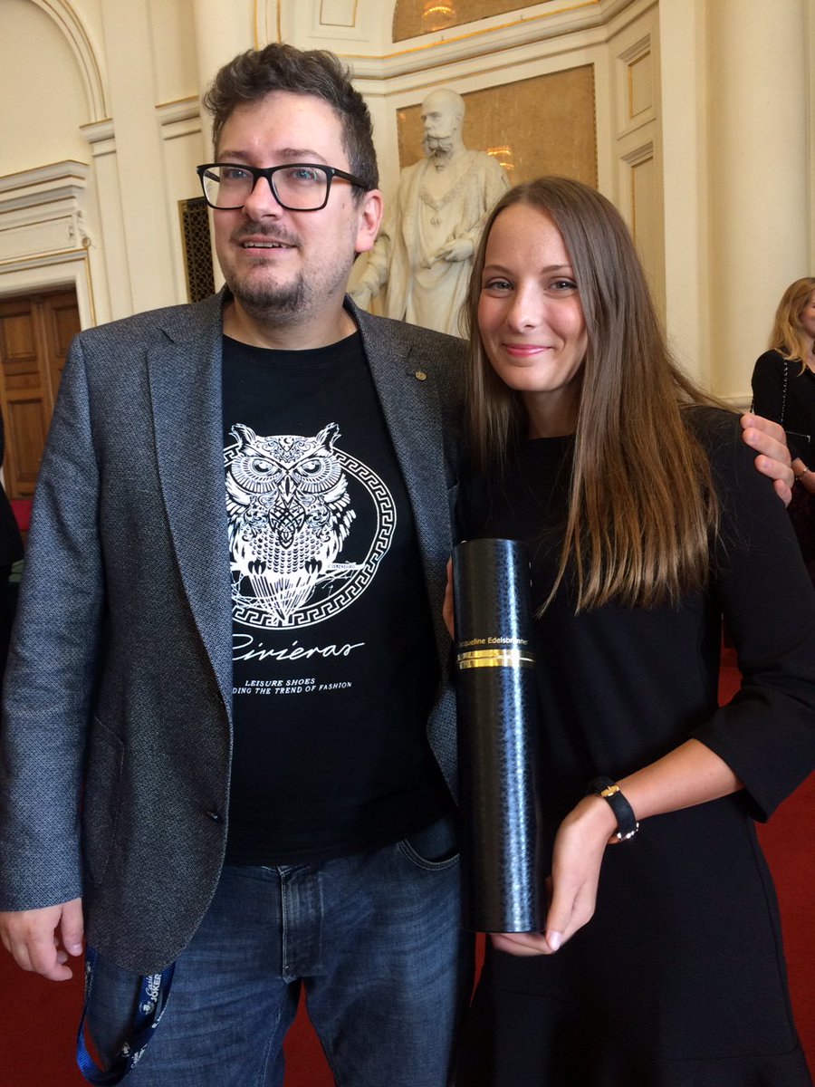GrimOgreLabs's tweet photo. Very proud of my niece Jacqueline, who graduated law school as a Magistra today! #kfugraz #jura #university #studying #graduation https://t.co/zXH7mRQy64