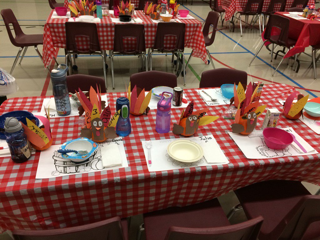 The tables are set! Kindergarten Thanksgiving luncheon is about to begin! #grateful <a href="/LDCSBSchools/">LDCSBSchools</a>