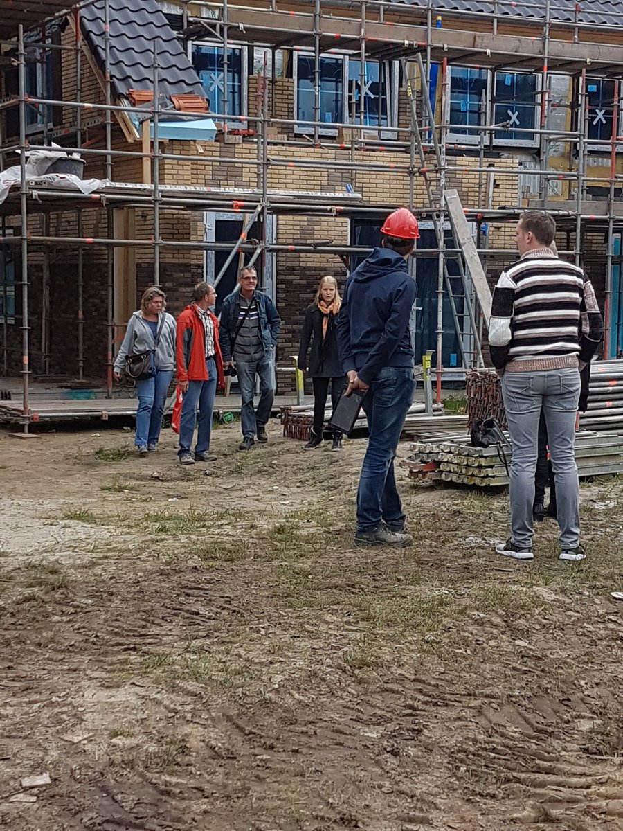 MaaikeRodenhuis's tweet photo. Meet Your Neighbours @Diepstroeten! Waardevol om kopers van dit plan te spreken! #klantwaarde https://t.co/ELWEc8HNOs