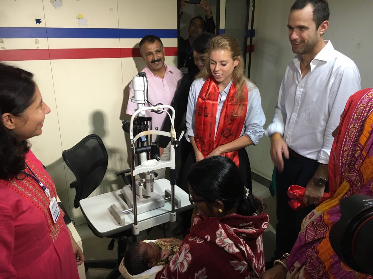 yorkiebea's tweet photo. Great to visit to the incredible Tilganga Hospital, Kathmandu with https://t.co/7zcjzUTTs7. https://t.co/rmEiX0uJud