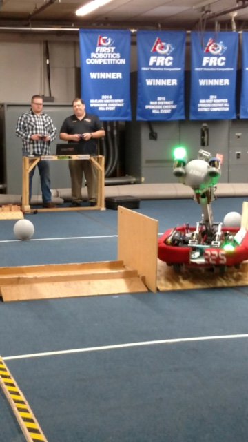 YCEAPA's tweet photo. @DtownHighSchool learning how robots are built and operated at TechFire,
a div of Coupling Corp 
#MFGday16 @YorkCoOWD @CI2Y_York https://t.co/HyQQyaHhtw