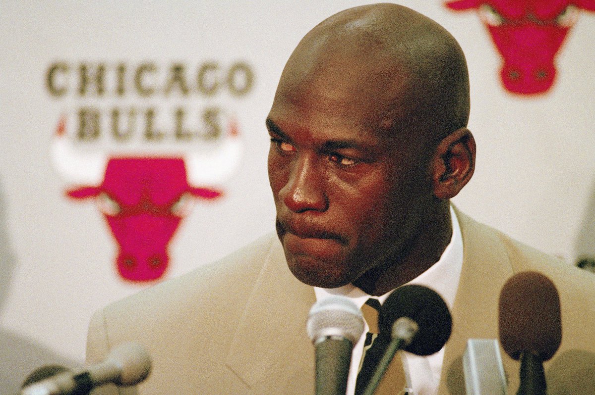 BleacherReport's tweet photo. No. 23 retired 23 years ago today before coming back and winning 3 more https://t.co/G8ccznnIDa