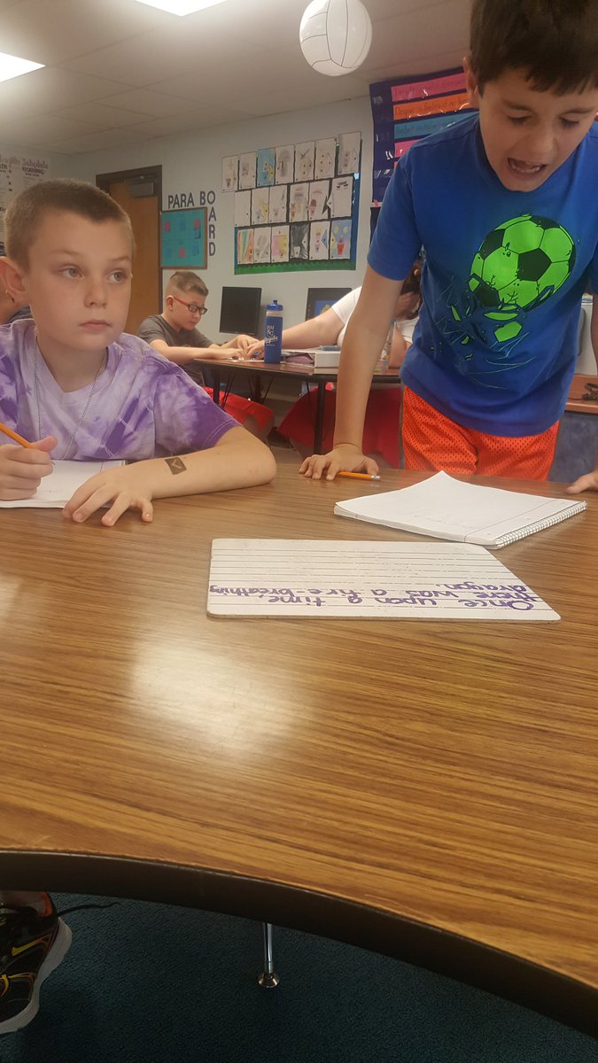 ReberMTE's tweet photo. Roll a story, creating a silly story. #useyourimagination #2ndgradewriting @MTEUSD202 https://t.co/Fu9nixU5jb