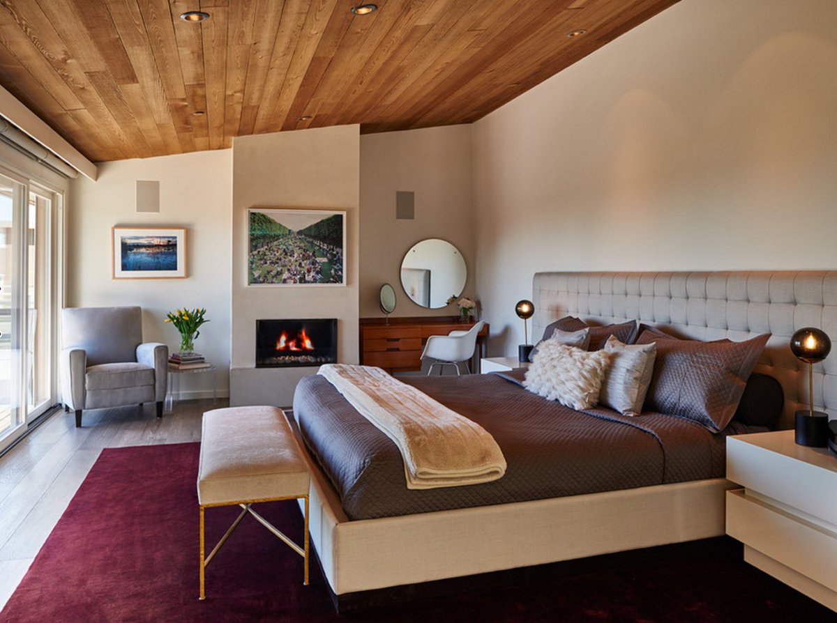 houzz's tweet photo. Trending Today | Clyde Hill Midcentury via Garret Cord Werner Architects &amp; Interior Designers https://t.co/caGB24v2qQ https://t.co/8eaI9dG8JV