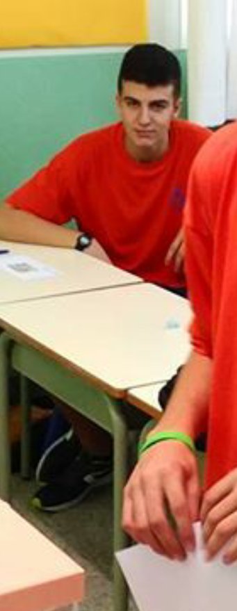 HopeJJI4t's tweet photo. ATENCIÓ! @Ma_Pa_Ro_ matarà a algú!
@EF4tESO #EF6OCT16 https://t.co/9JJ4yjFQZR