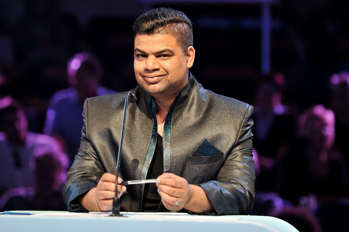 MarvinKernelle's tweet photo. Twee kore gaan huistoe en twee gaan deurdring. Skakel in op @kykNET vir die #VarsitySing semi-finaal om 20h30. Wie dink jy gaan deur? https://t.co/EIDLyLSrNW