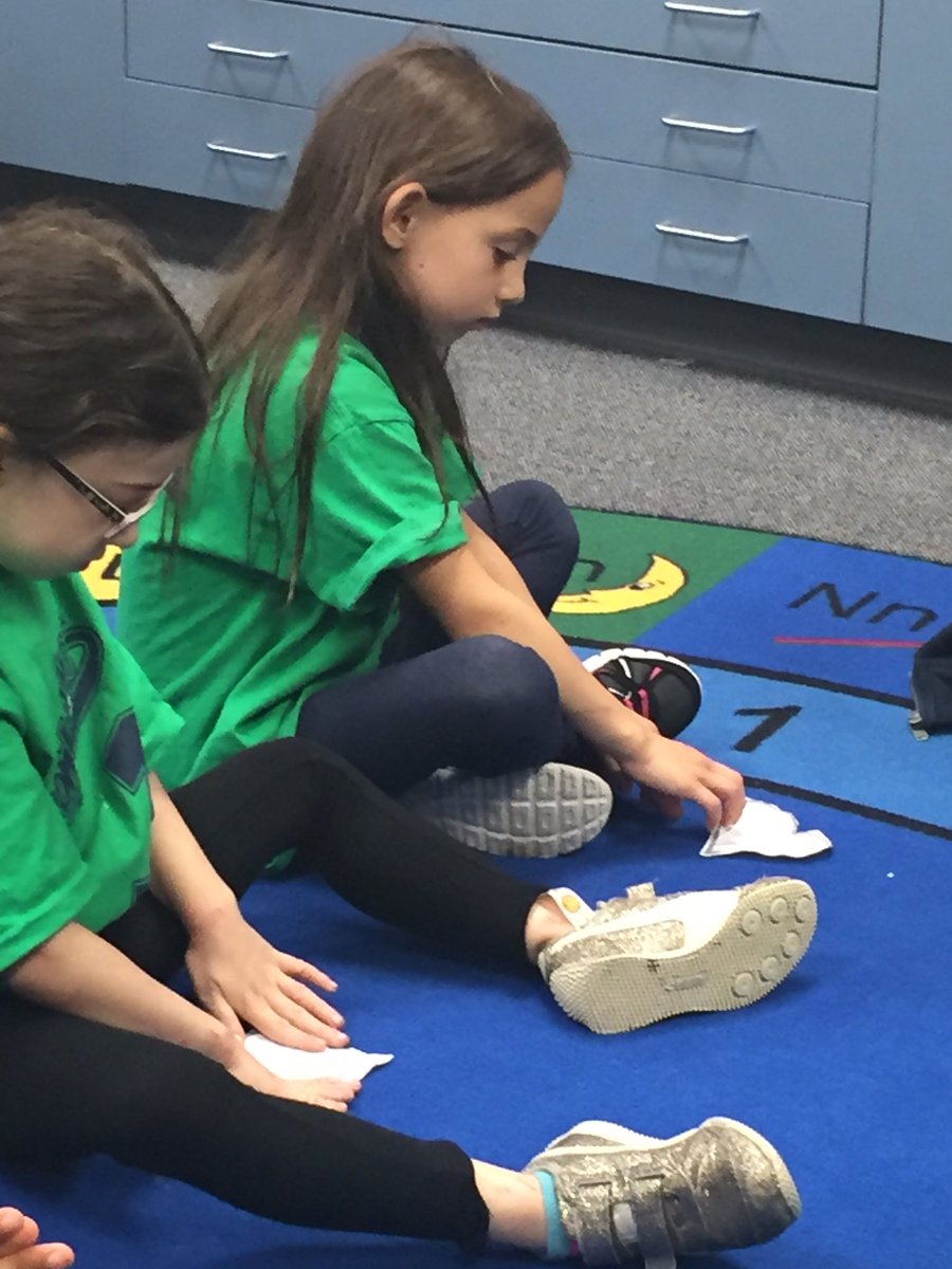 SauerPrairie's tweet photo. Oct. is Nat'l Bully Prevention month. 1st grader Students learn about fixing a "wrinkled heart"  and mean moments vs bullying #inspire96 https://t.co/BQp6r37FFm
