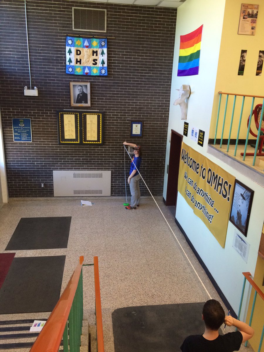 MrMathJohnson's tweet photo. It's a lovely afternoon @dmhs_duncan to measure height using Clinometers and Right Angle Trig.@HRSB_Official @HRSBMathematics #gr10math https://t.co/HLgikwnaSm