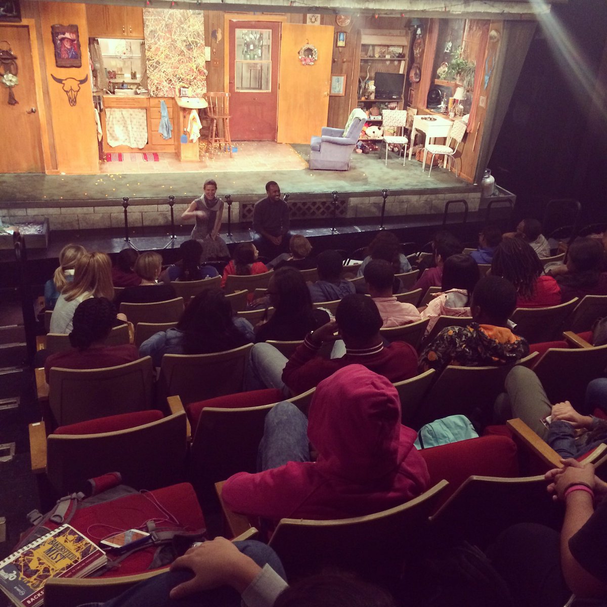 TimeLineTheatre's tweet photo. Happening now: Post-show discussion at #BakersfieldMist w/Living History students! #LivingHistoryTL #artseducation https://t.co/LoosecBKaV