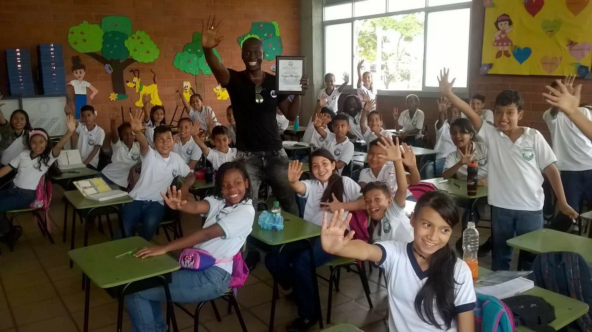 Desde <a href="/undaeeeamigos/">FUNDACION UNDAEEE</a> reconocemos y apoyamos que sigamos avanzando en pro de paz y no retroceso a más guerra gracias <a href="/Murillomarjose/">omar murillo</a> #SOYpaz