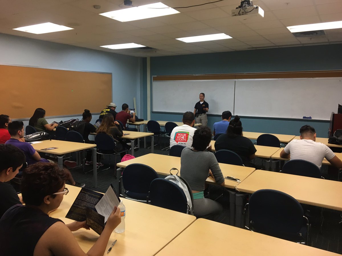 DPDTristan's tweet photo. .@JavelinaNation Recruiters r here speaking 2 student about all the opportunities DPD has 2 offer! This is ur time don't let it pass u by!! https://t.co/OOQxhmyHny